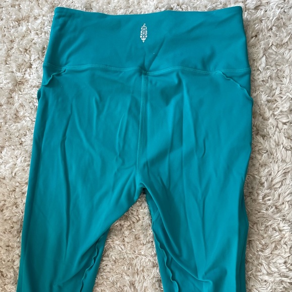 Free people movement leggings - Picture 3 of 3